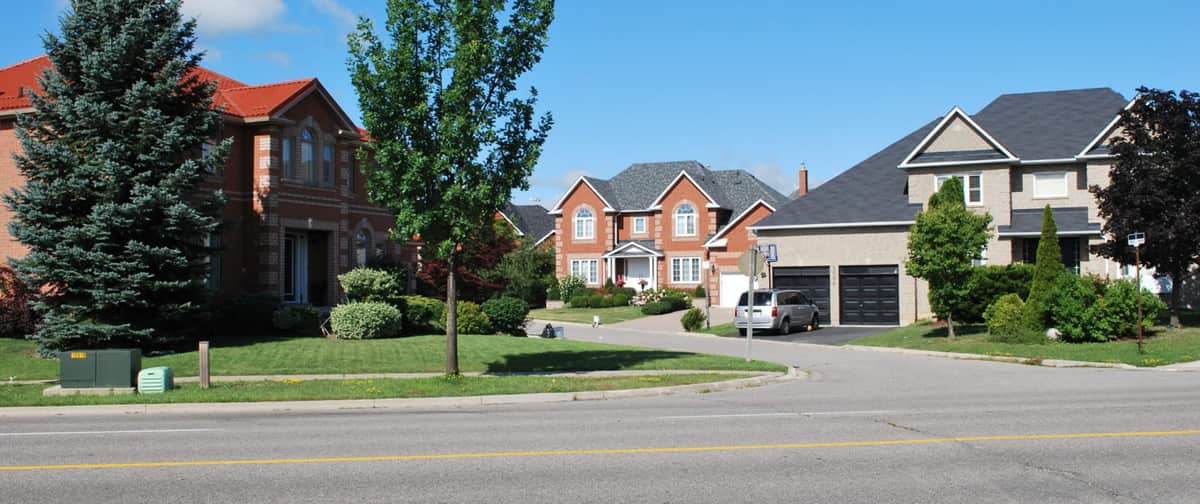 Lisgar neighbourhood in Mississauga